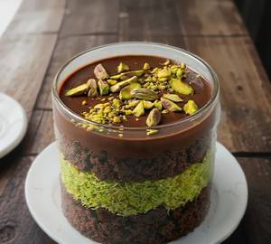 Pista Konafa Cake Jar