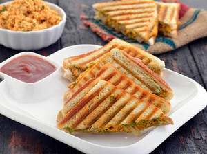 2 Regular Sandwiches + 2 Hot Coffees
