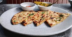 Aloo Pyaz Parantha