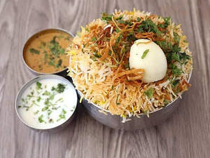 Egg Biryani Serve 1