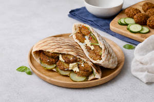 Falafel Hummus Pita Pocket