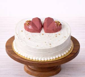 Romantic Chocolate Bliss Cake