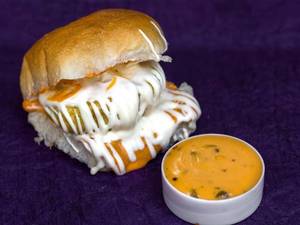 Jain Peri Peri Vada Pav