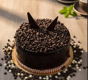 Eggless chocolate choco chip Cake 500 gram