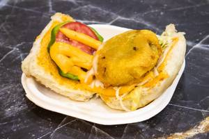 Bole To Special Vada Pav