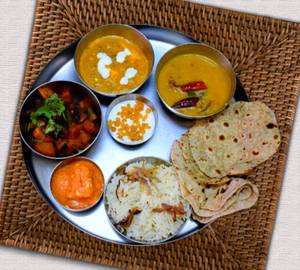 Paneer Special Thali