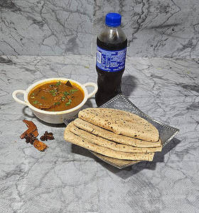Chicken Curry With 3Pc Rumali Roti And Softdrink[250ml]