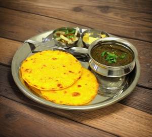 Sarso Ka Saag 2 Makki Ki Roti