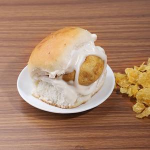 Classic Mayo Vada Pav
