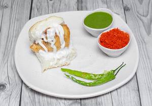 Classic Mayo Samosa Pav