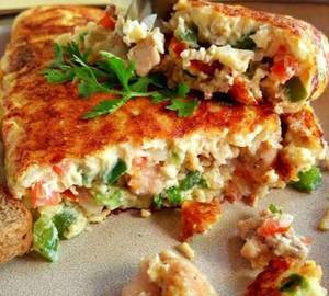 Chicken bread omlette