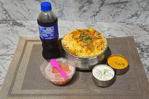 Veg Biryani With Double Ka Metha And Soft Drink 250ml