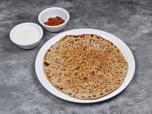 Aloo Paratha (Curd & Pickle)