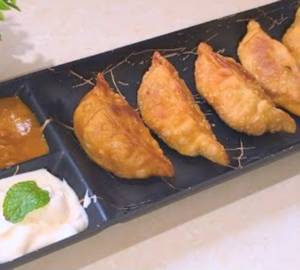 Paneer Fried Momos 6 Pieces With Mayonnaise& Chatni