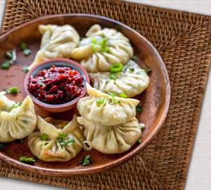 Cheese steam momos