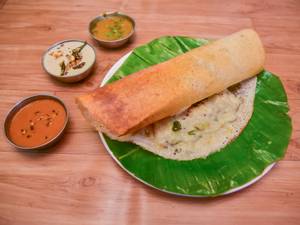 Upma minapa dosa [1 pieces]