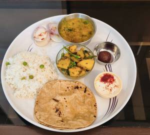 Veg Thali
