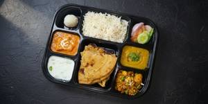 Veg Deluxe Thali