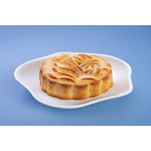 Green Apple And Cinnamon Moon Cake