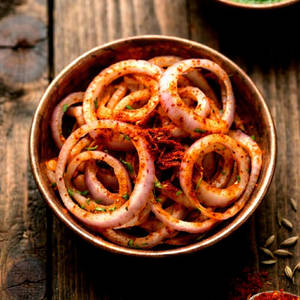 Dhaba Style Laccha Pyaz