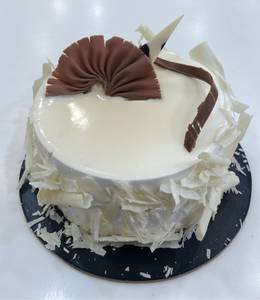 White Forest Cake (330 Grams)