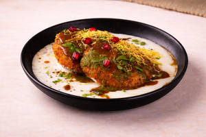 Aloo Tikki Chaat - (2pcs)