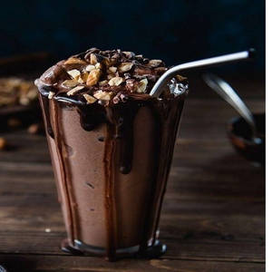 Crunchy Chocolate Shake