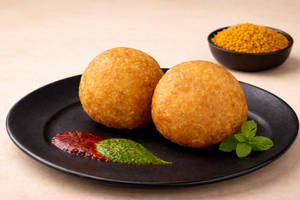 Kachori (2pcs)