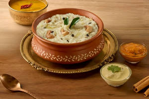 Ven Ghee Pongal with Sambar & Chutneys