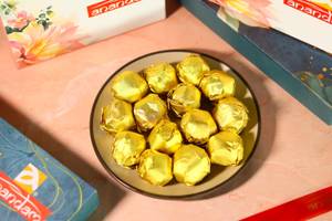 Roasted Chana Laddu