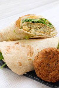 Falafel Rumali Roll