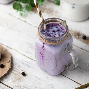 Black Current Shake