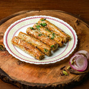 Soya Chaap Tikka Roll Full