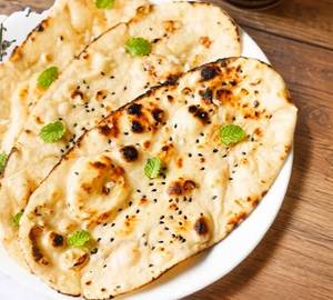 Paneer Pyaaz Naan