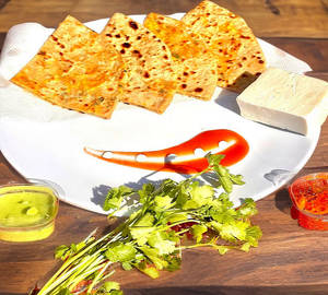 Tawa Paneer Paratha