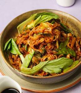 Tom Yum Noodles