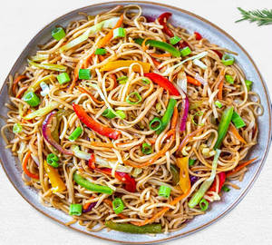 Veg  Hakka Noodles