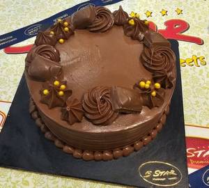 Chocolate silk cake
