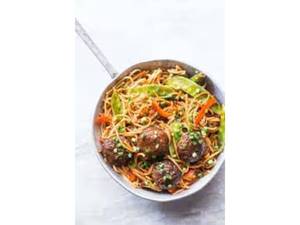 Hakka Noodles + Veg Manchurian