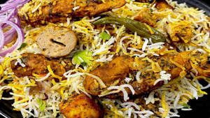 Chaap Tikka Biryani With Raita(full)