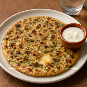 Single Methi Cheese Paratha (1 Pc)