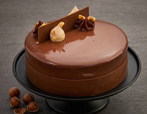 Baileys X Smoor: Hazelnut Chocolate Cake - (500g)