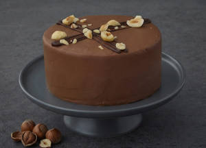 Eggless Hazelnut Harmony Bento Cake (250g)