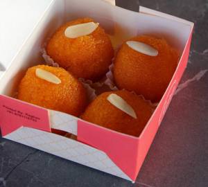 Motichoor Laddu { 1 Box, 4 Pieces)