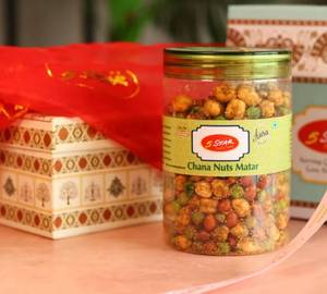 Chana With Nuts And Matar (250 Grams)