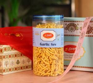 Garlic Sev (200 Grams)
