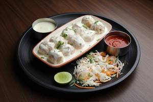 Veggie Malai Momos