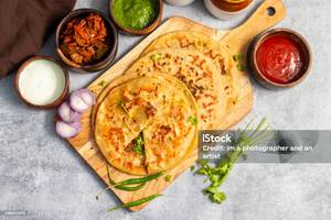 Aloo paratha special thali