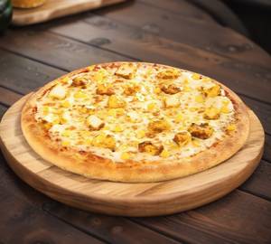 Paneer and corn pizza