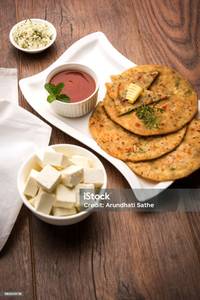 Paneer Karae+(2Pac) Lachha Paratha